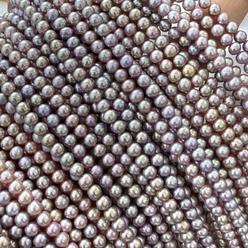 Freshwater Pearls of High Grades of 4-5mm