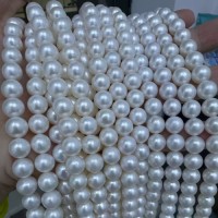 Freshwater Pearls of High Grades of 9-10mm